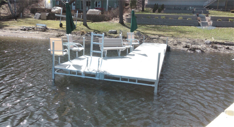 HomeCrest Chairs & Table, Bench, Flip up Ladder on TS9 Dock