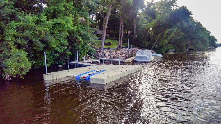 BoatPort Floating Lift