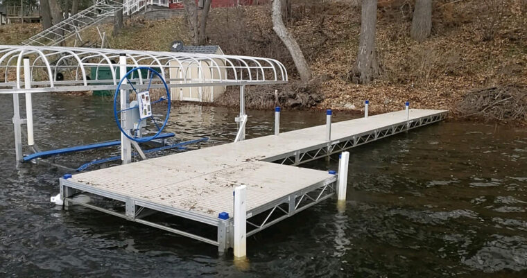 ShoreMaster Boat Lifts