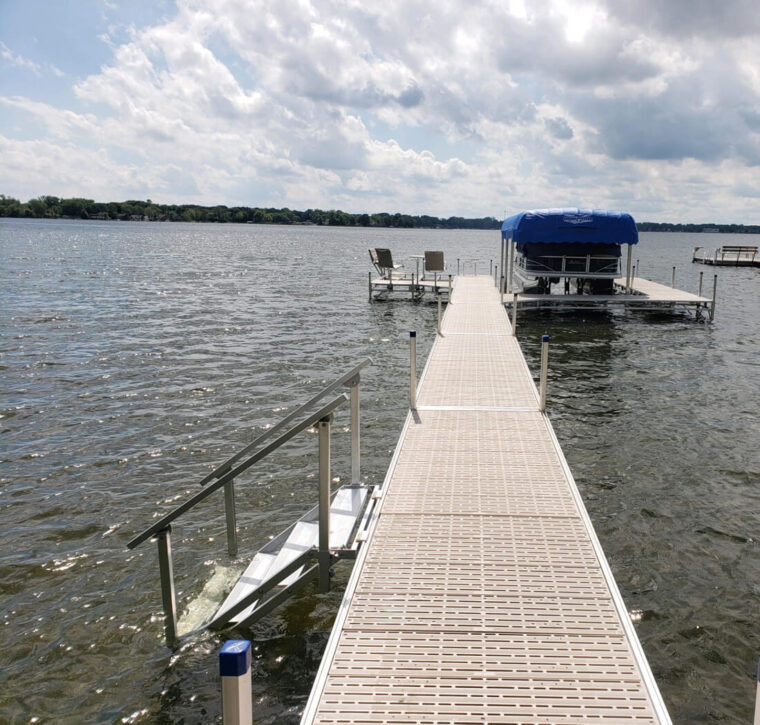 ShoreMaster Boat Lifts