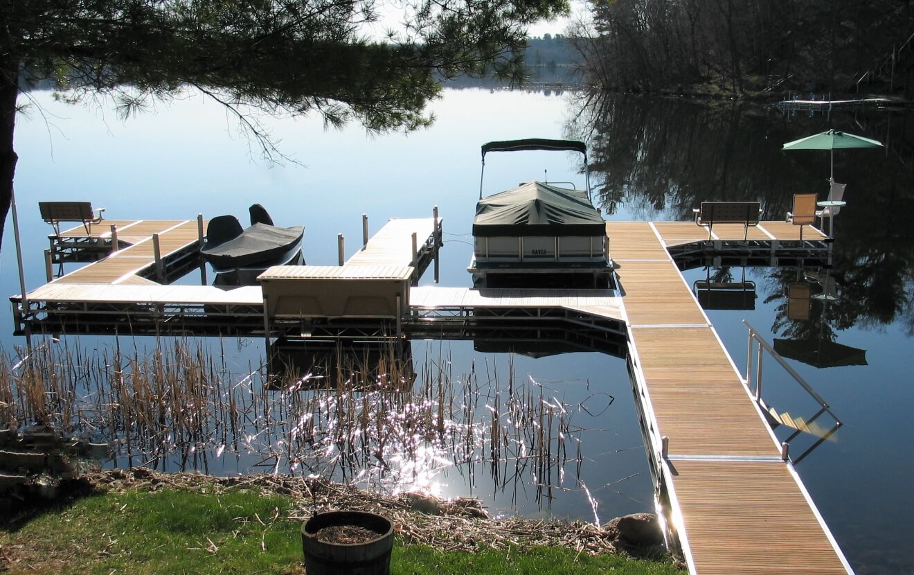 ShoreMaster Infinity TS9 Dock • Marine Dock & Lift